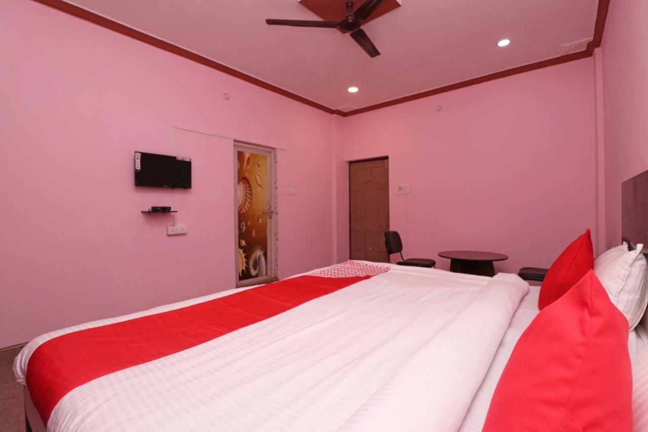 Oyo 31112 Hotel Abhinandan Palace Rāipur Exterior foto